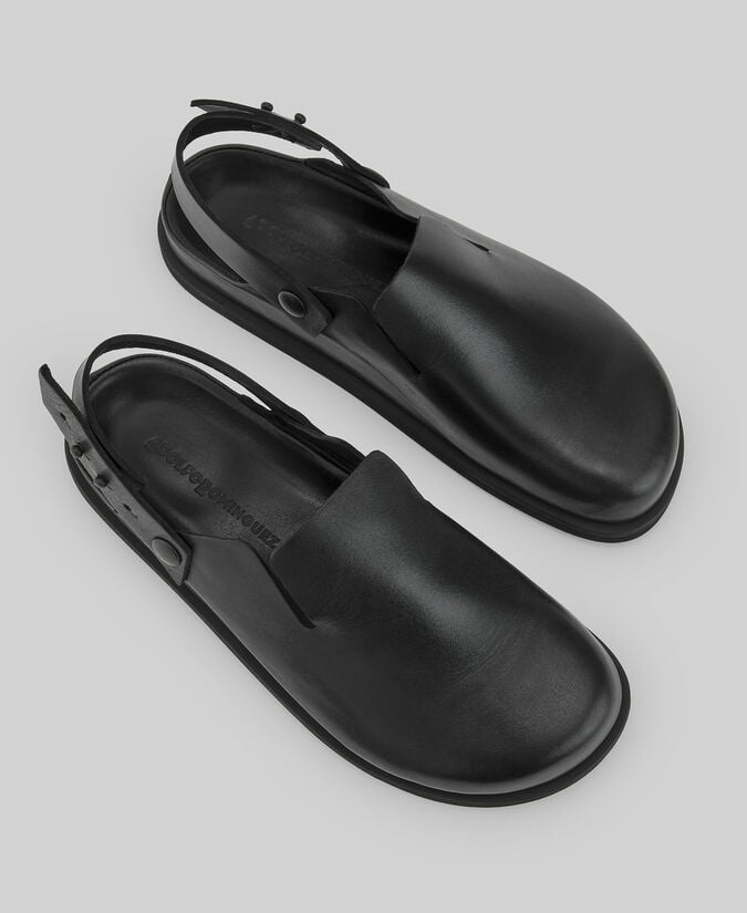 Adolfo dominguez Zueco en piel made in Spain hombre