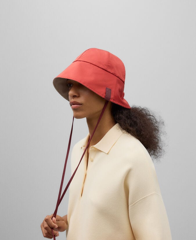 Adolfo dominguez Sombrero reversible tejido nailon mujer En oferta