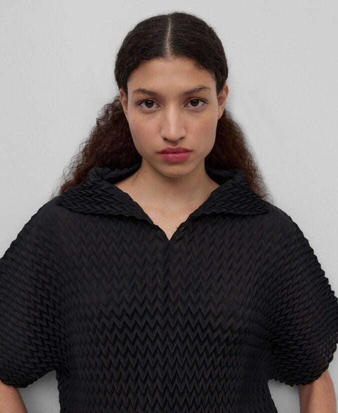 Adolfo dominguez Polo crinkle zigzag negro mujer Limitado a 3 días