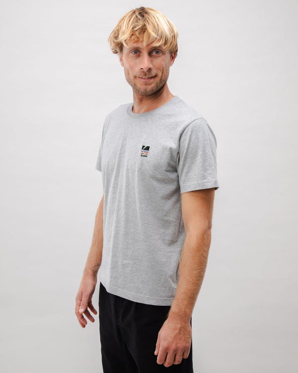 Brava fabrics Camiseta Kodak Color Gris Devoluciones gratuitas