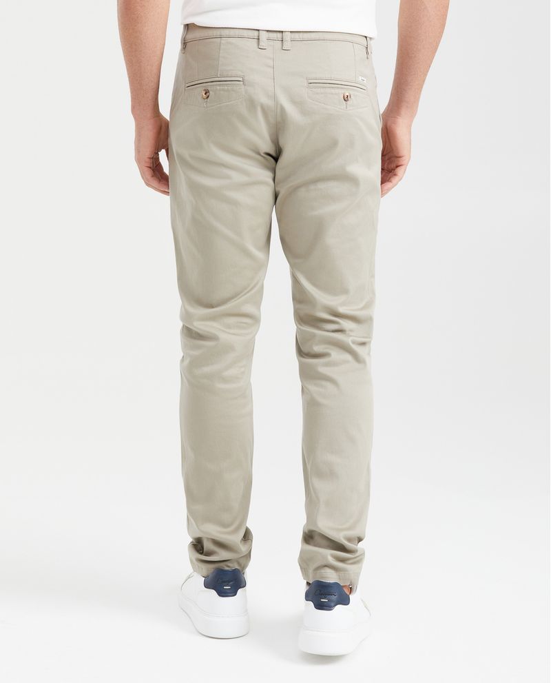 Chevignon Pantalón Tipo Chino Regular Fit Boot Cut para Hombre En oferta