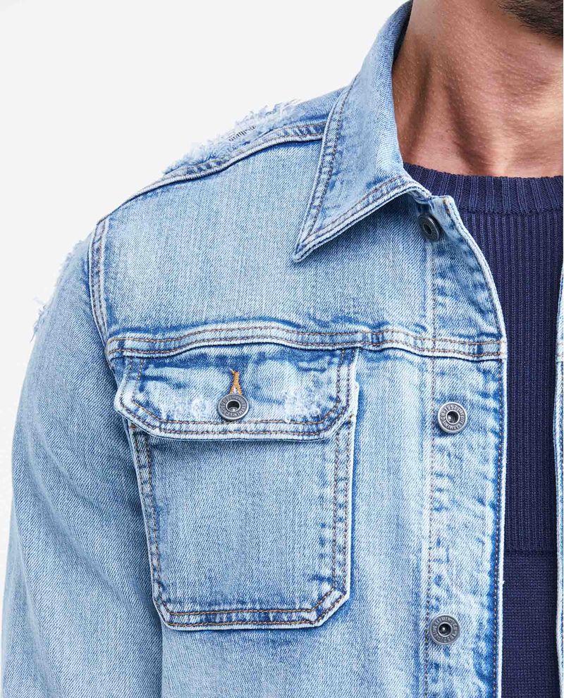 Chevignon Chaqueta en Denim Azul Claro con rotos para Hombre Ahorra y exporta