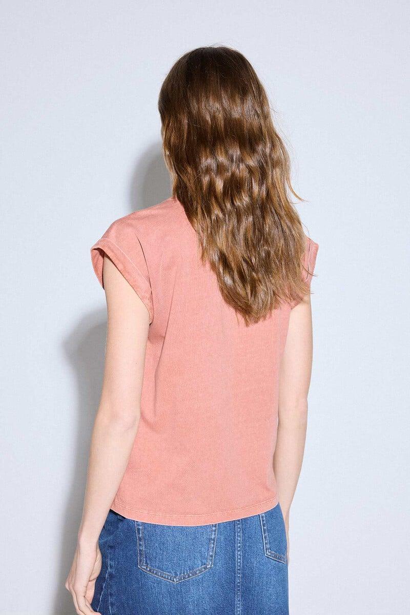 Cortefiel Camiseta tachas Grandes ahorros