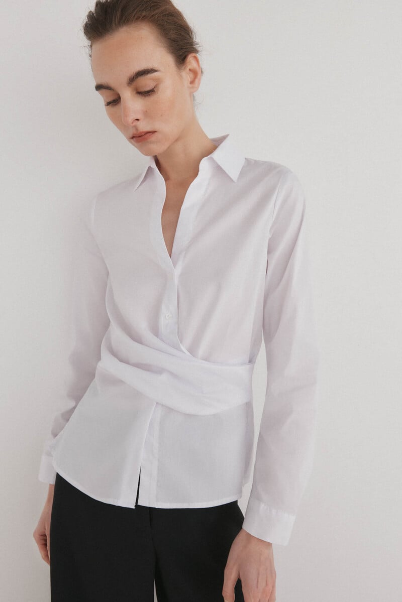 Cortefiel Camisa de cuello solapa con escote pico Rebajas de fábrica