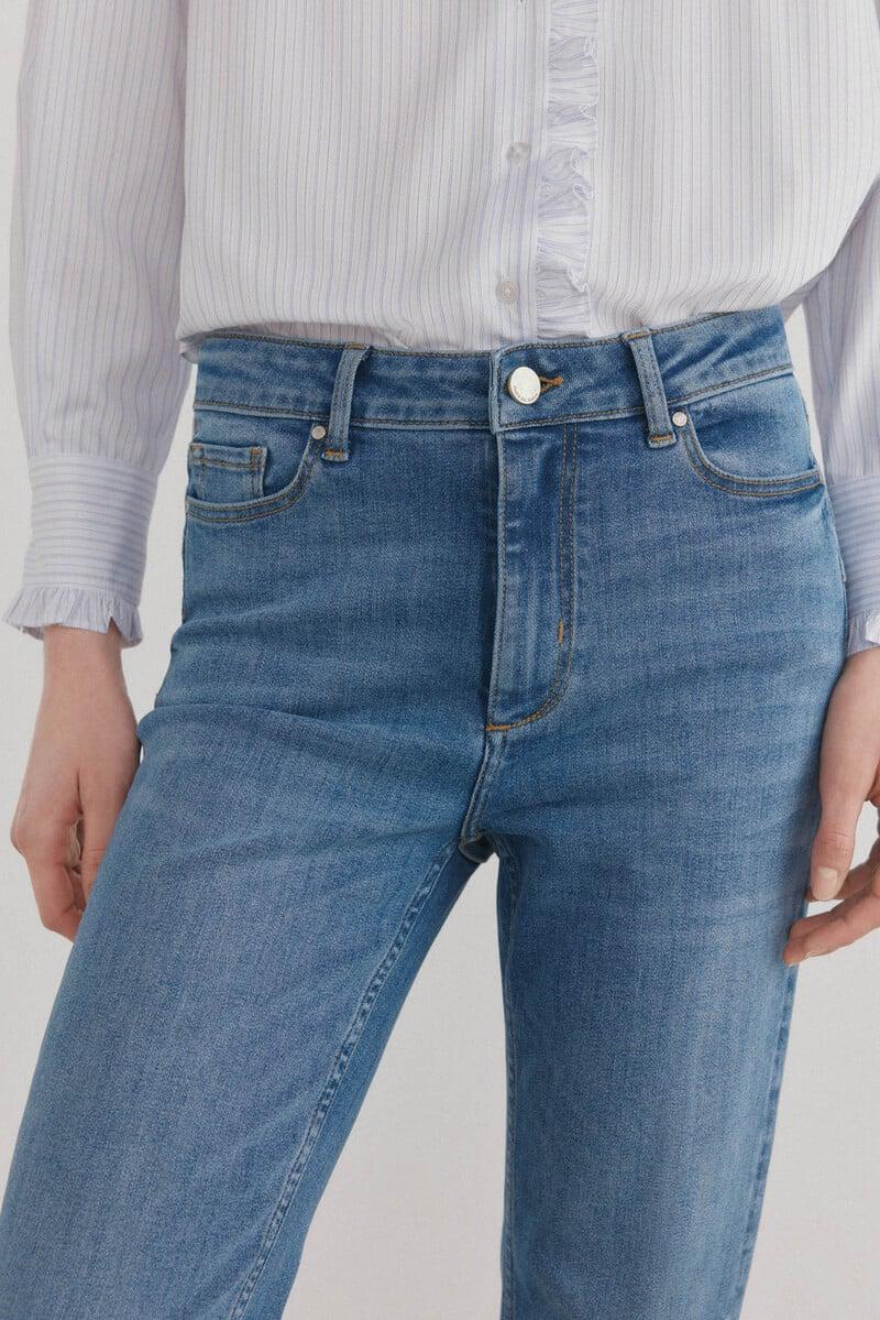 Cortefiel Jeans push up flare ÚLTIMAS EDICIONES