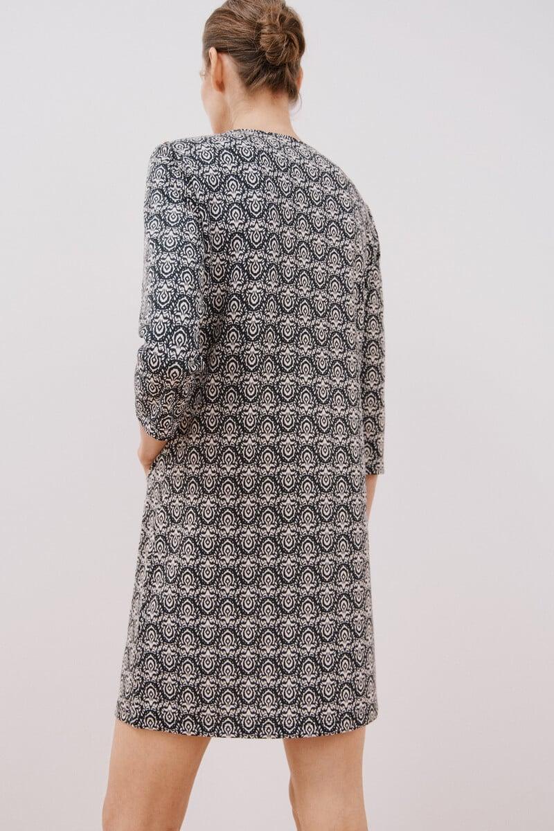 Cortefiel Vestido corto elástico Última moda