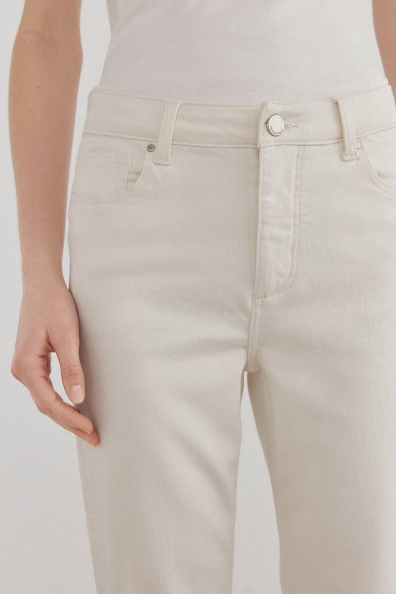 Cortefiel Jeans push up flare En oferta