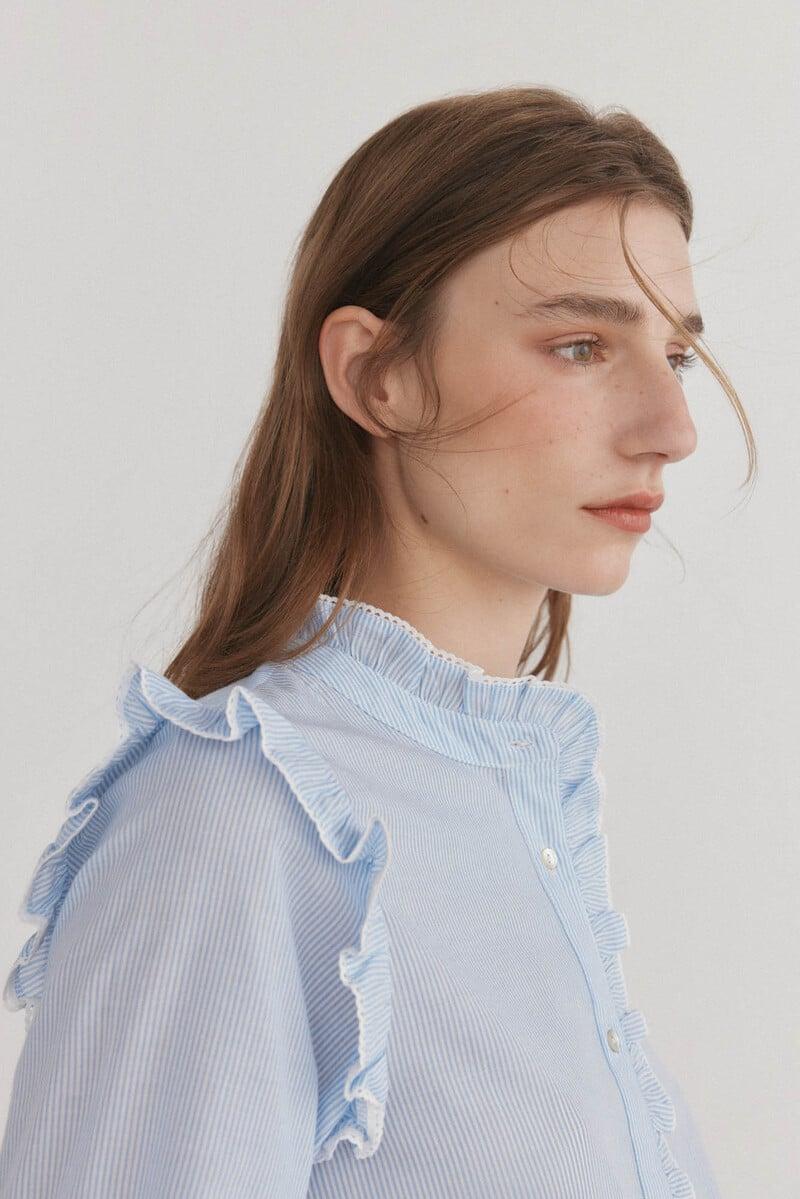 Cortefiel Blusa romántica rayas En línea
