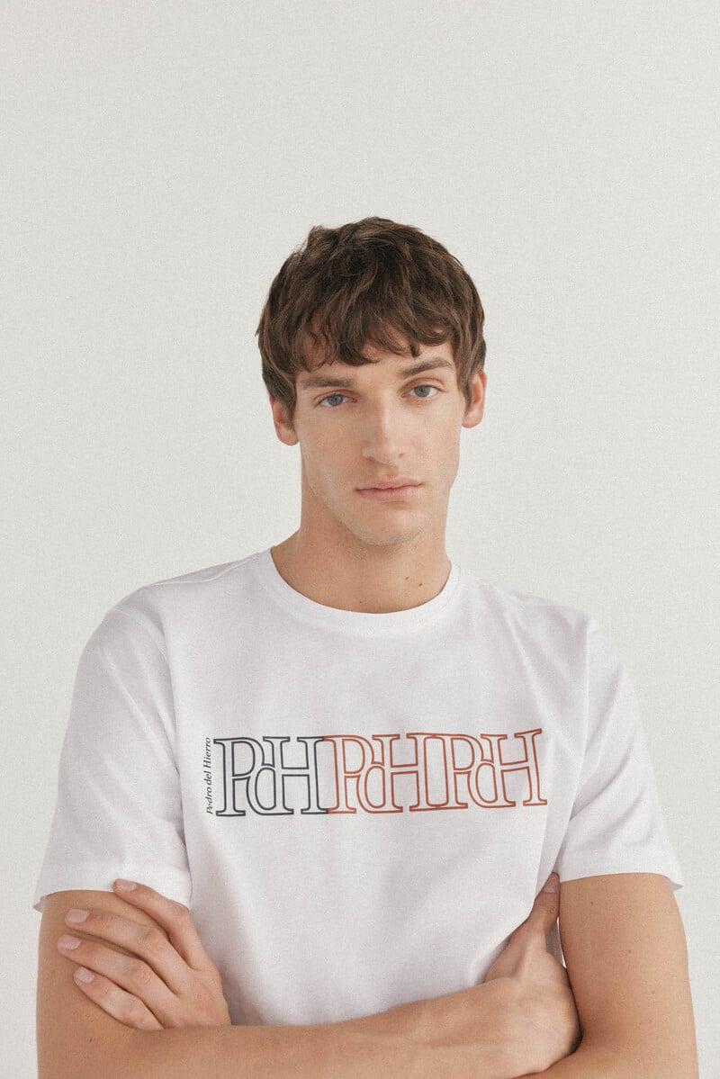 Cortefiel Camiseta logos estampados 2025