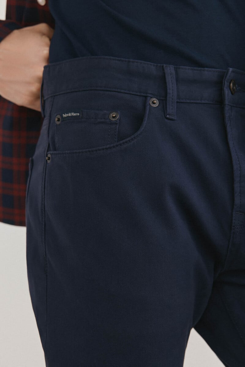 Cortefiel Pantalón 5 bolsillos color premium flex slim fit Últimos 2 días