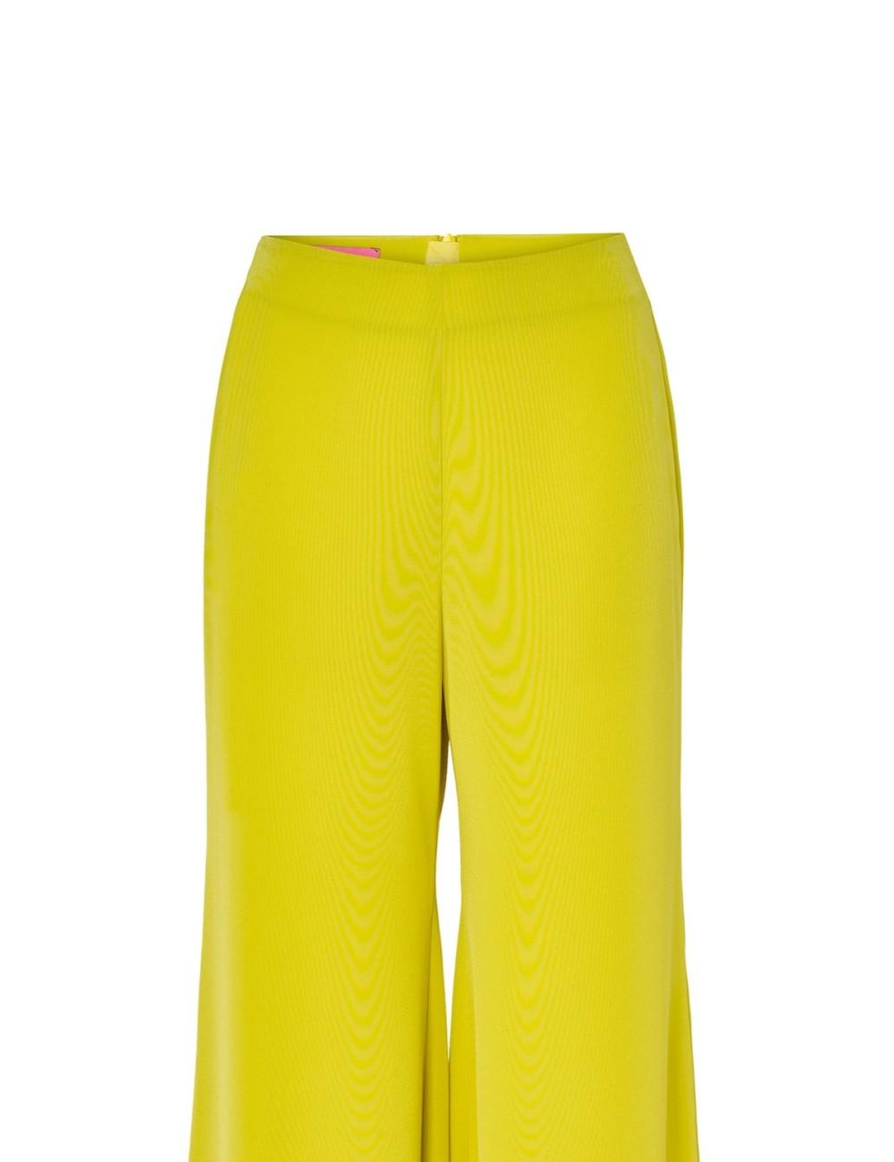 pertegaz Pantalón capri campana Grandes descuentos