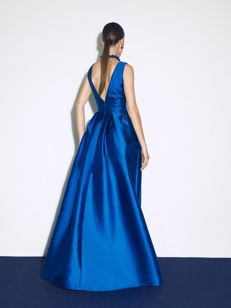 pronovias ELATIOR | Vestido de fiesta princesa con escote de pico | Pronovias ÚLTIMAS EDICIONES