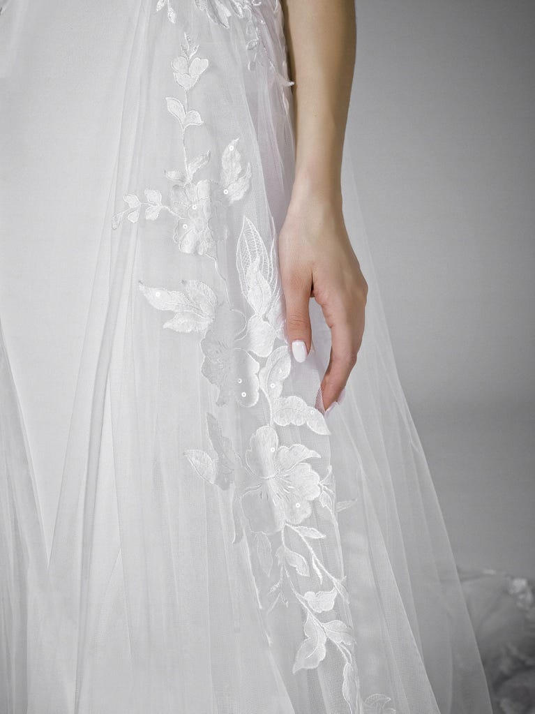 pronovias OVSK-LA13 Outlet
