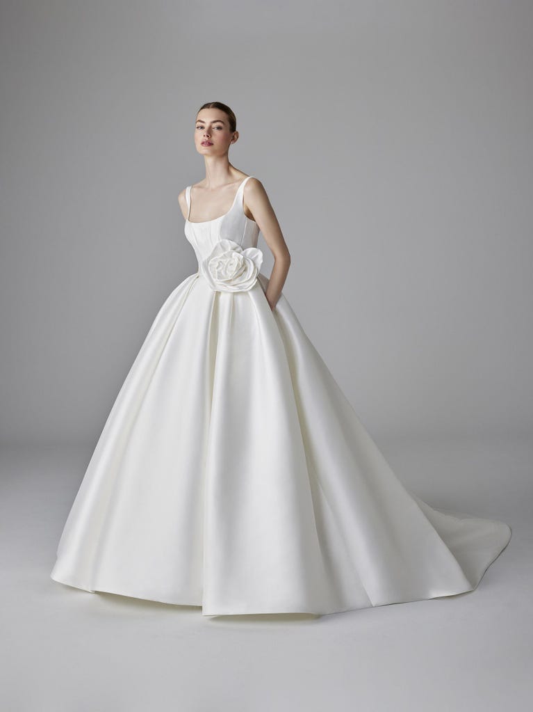 pronovias JULIAN | Vestido de novia princesa con escote cuadrado | Pronovias Outlet