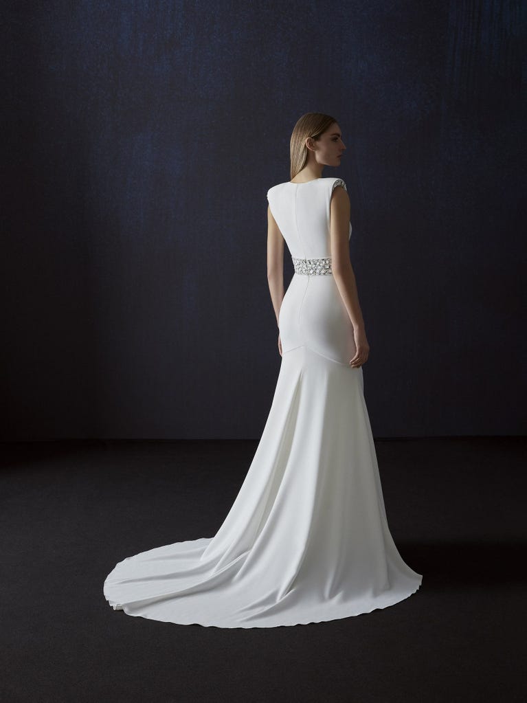 pronovias AROMATIC | Vestido de novia sirena con escote de pico | Atelier Pronovias Gran oferta