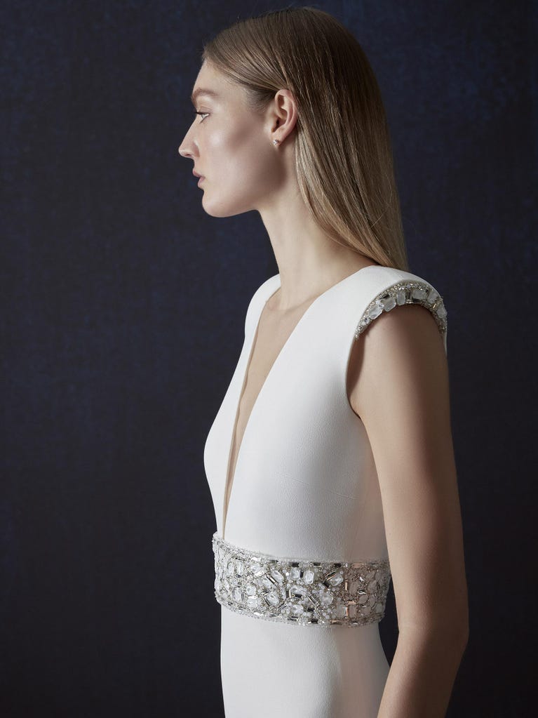 pronovias AROMATIC | Vestido de novia sirena con escote de pico | Atelier Pronovias Gran oferta