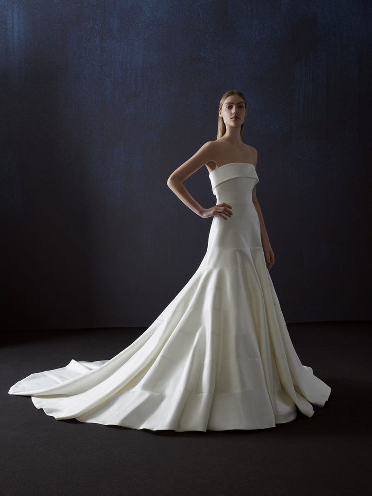 pronovias SERPENTA | Vestido de novia princesa palabra de honor | Atelier Pronovias ÚLTIMAS EDICIONES