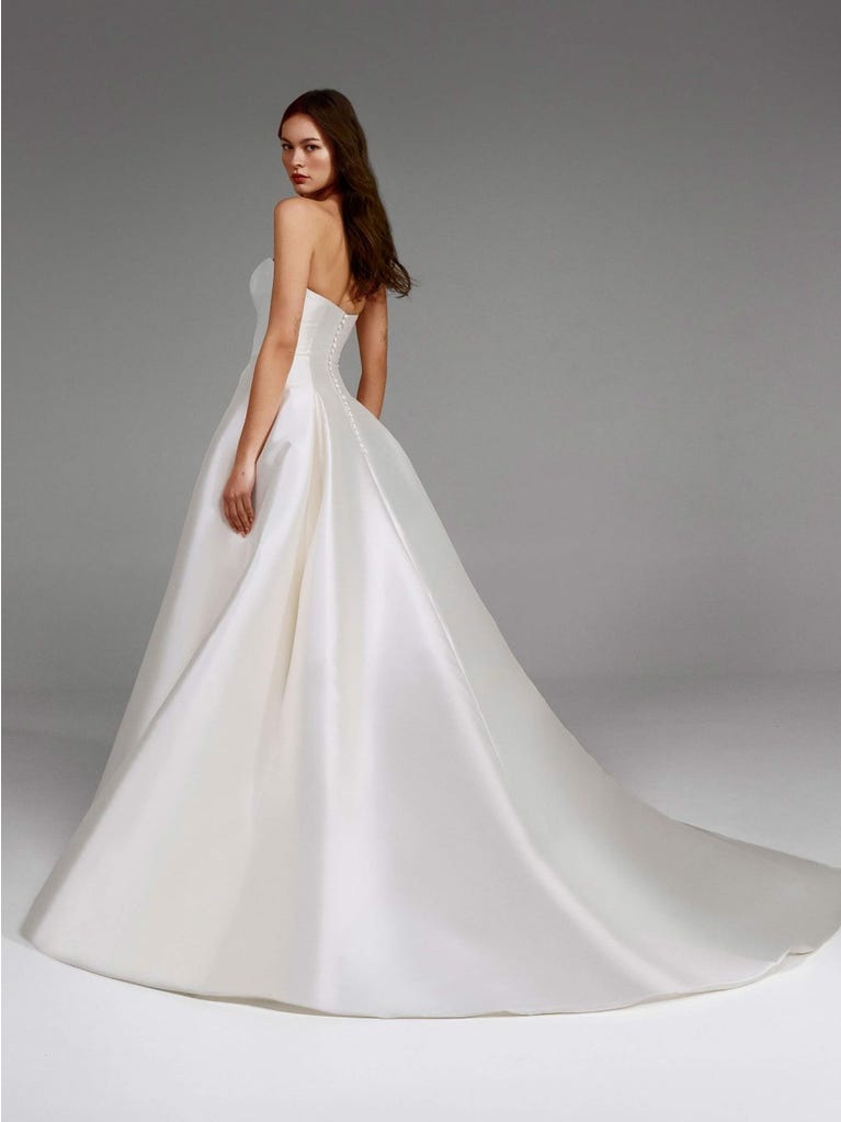 pronovias JORY | Vestido de novia princesa con palabra de honor | Pronovias Promoción trimestral
