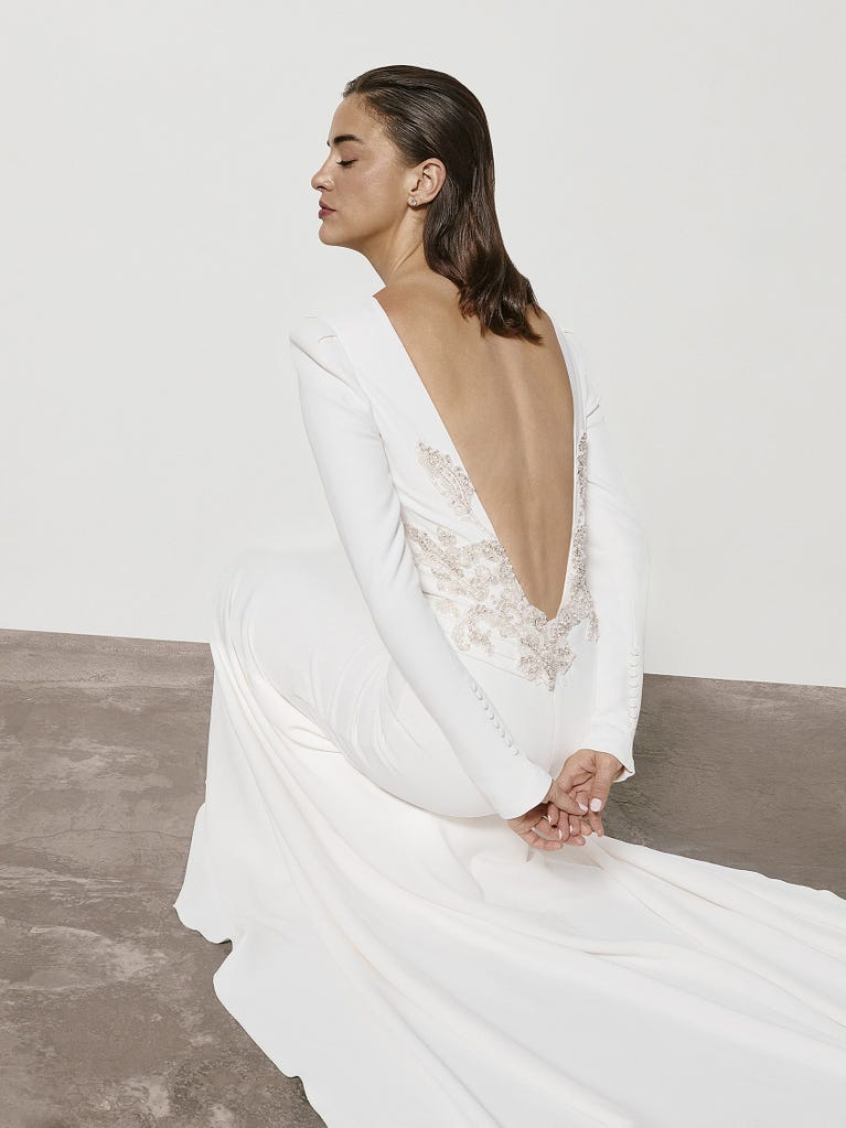 pronovias KATHERYN | Vestido de novia sirena con escote barco | Pronovias Grandes descuentos