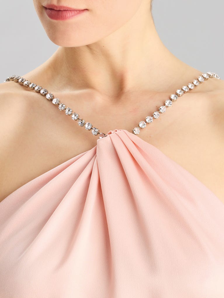 pronovias ESSENTIAL 2409 | Vestido de fiesta recto con cuello halter | Pronovias Rebajas baratas