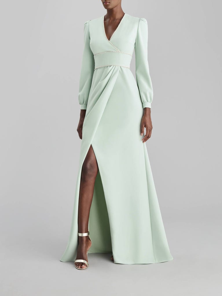pronovias SPARKLE 2332 | Vestido de fiesta corte en a con escote de pico | The Party Edit by Pronovias Solo hoy