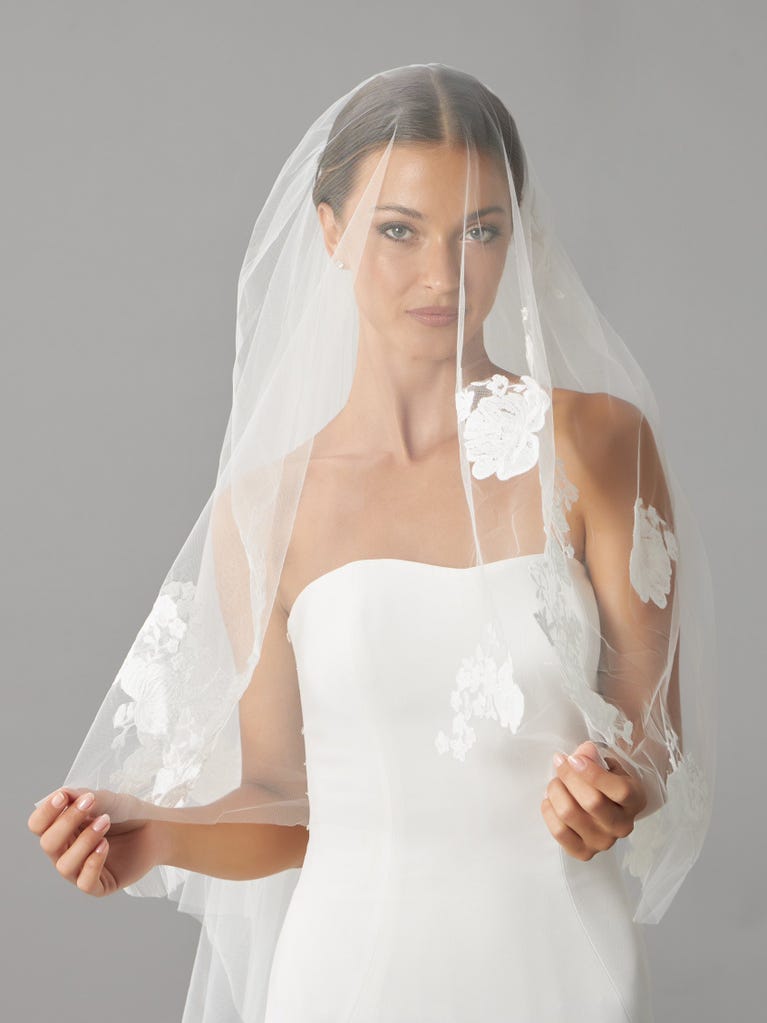 pronovias V-2932
