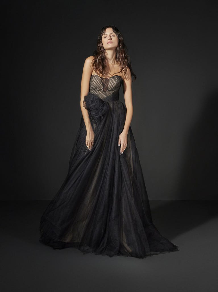 pronovias BRICE | Vestido de novia corte en a | Vera Wang Bride Liquidación
