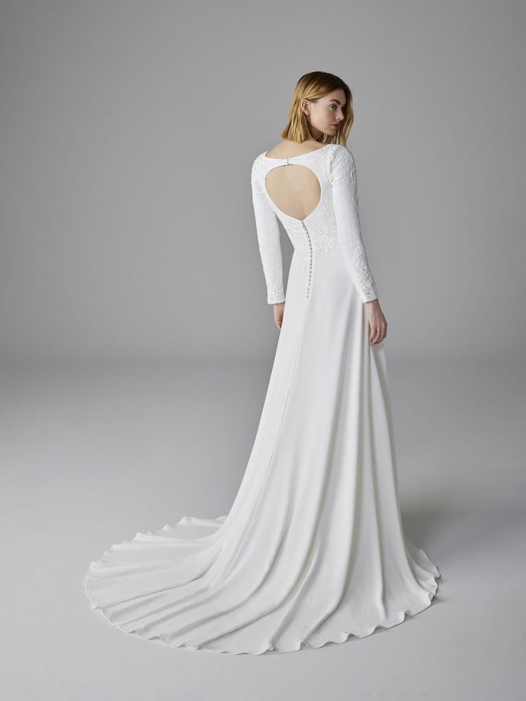 pronovias MELUSINE | Vestido de novia corte en A con escote corazón | Pronovias Grandes ahorros