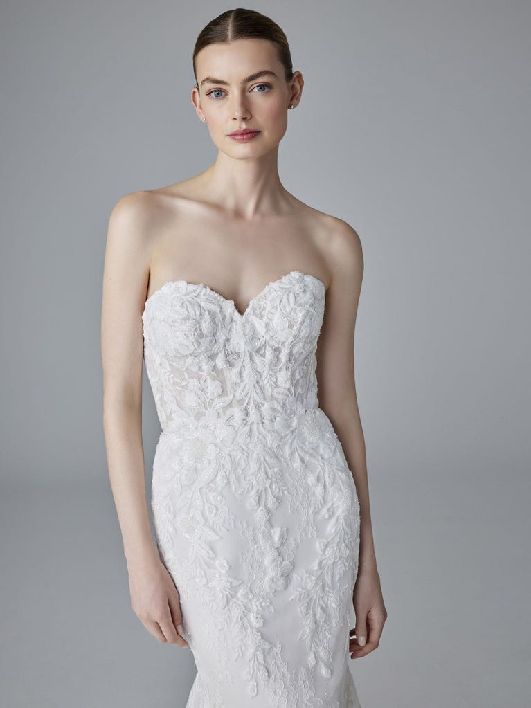 pronovias JENA | Vestido de novia sirena con escote corazón | Pronovias Últimos 3 días