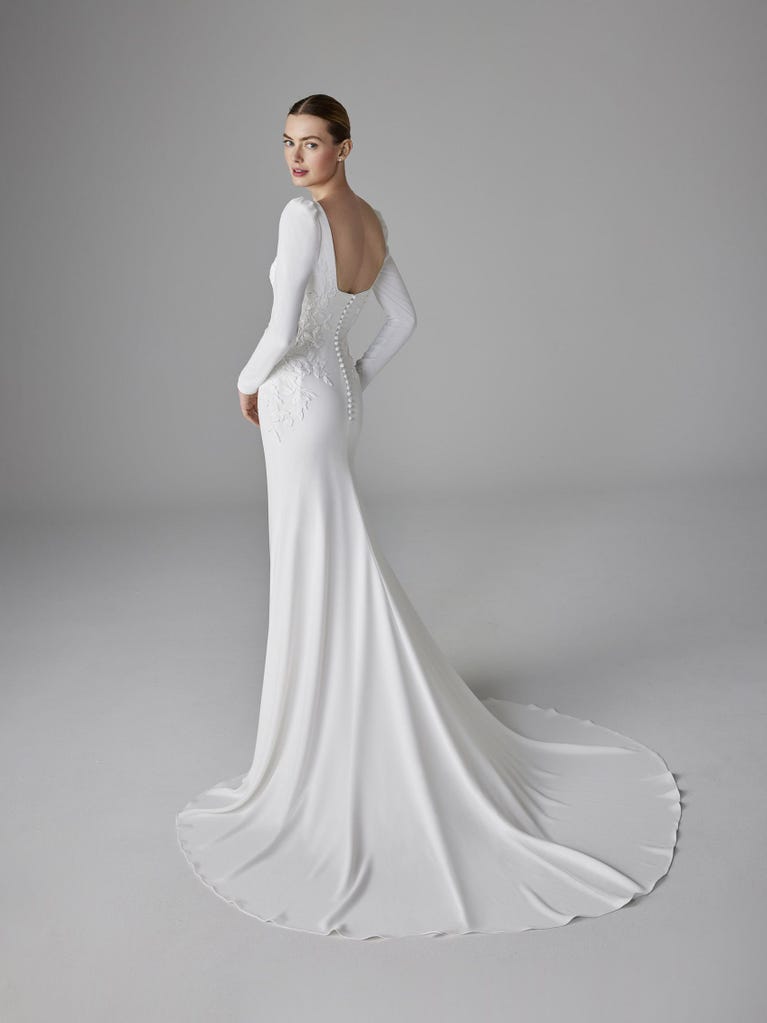 pronovias MALLORY | Vestido de novia sirena con escote cuadrado | Pronovias Últimos 2 días