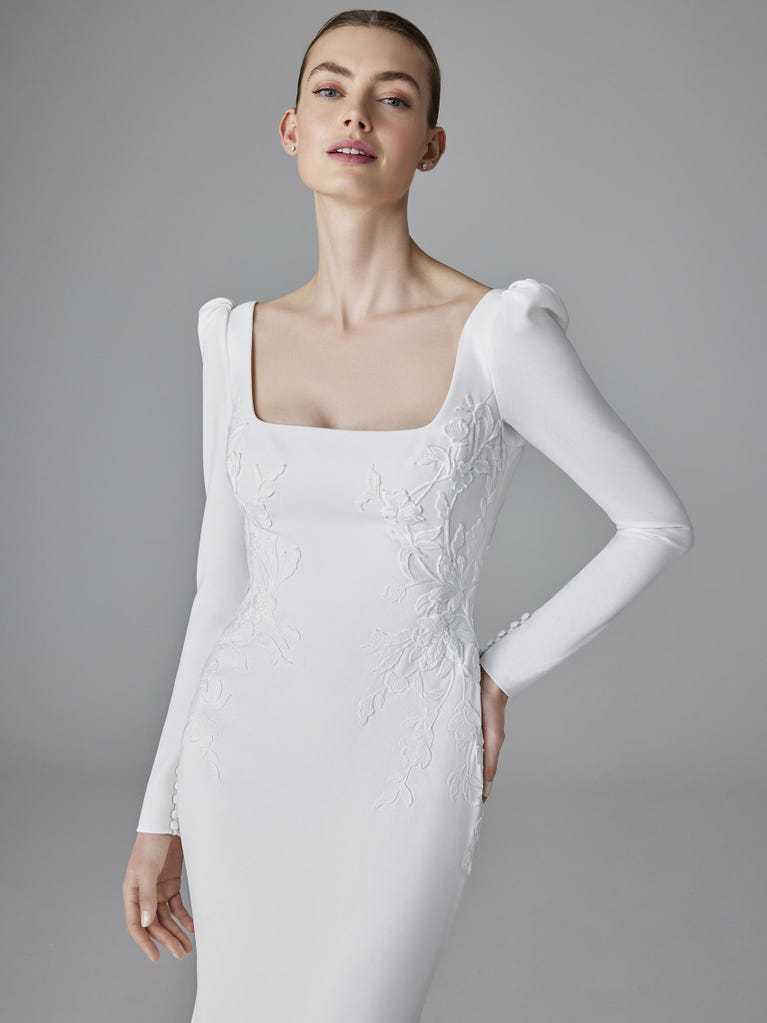 pronovias MALLORY | Vestido de novia sirena con escote cuadrado | Pronovias Últimos 2 días