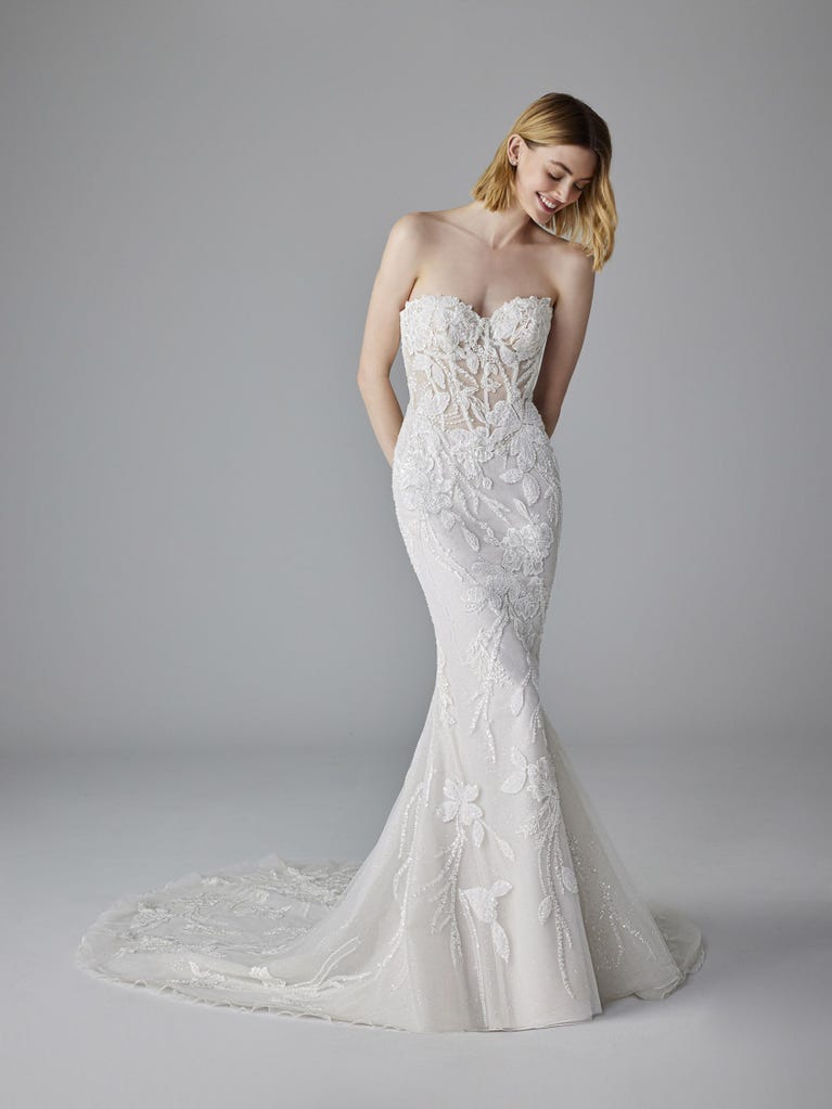 pronovias NUAGE | Vestido de novia sirena con escote corazón | Pronovias Último día