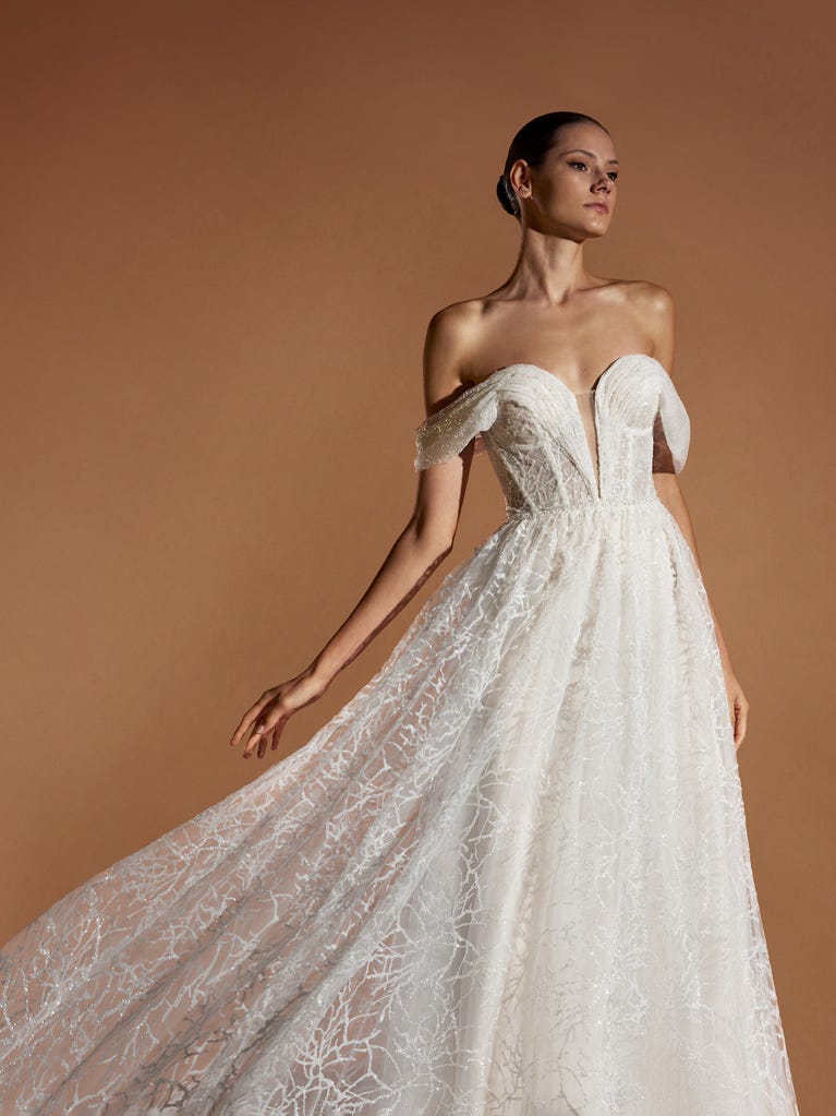 pronovias SUNNYA | Vestido de novia corte en a | Pronovias Oferta exclusiva