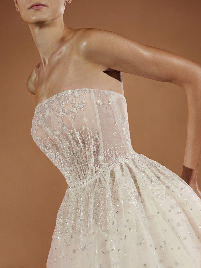pronovias TAJ | Vestido de novia princesa con palabra de honor | Pronovias Descuento por venta flash