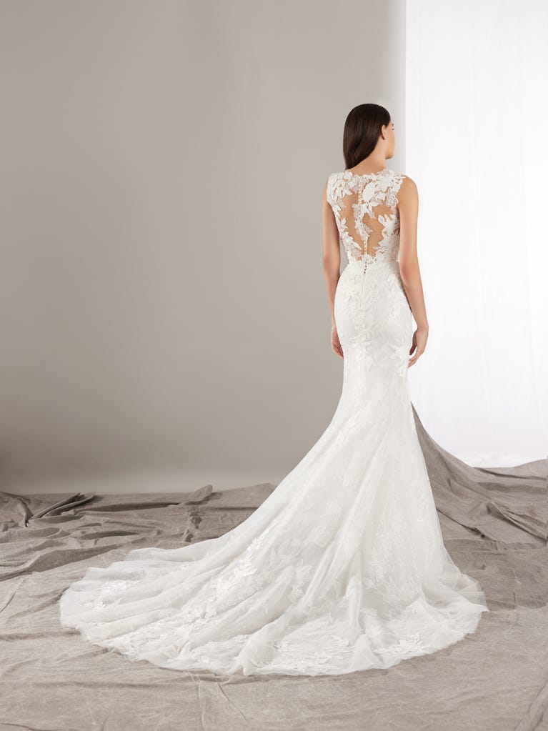 pronovias ROWDY | Vestido de novia sirena con escote de pico | Pronovias Precio ultrabajo