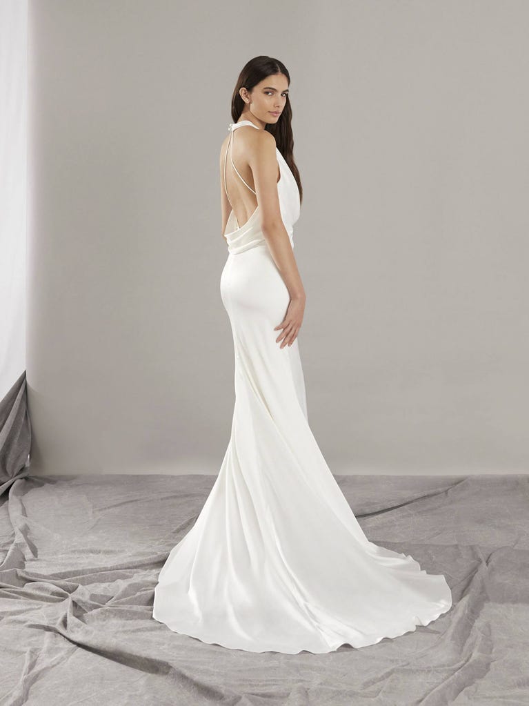 pronovias GABRIELL | Vestido de novia sirena con cuello halter | Pronovias Envío gratis