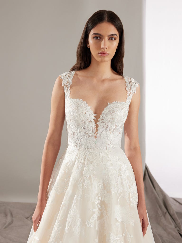 pronovias EVER | Vestido de novia princesa | Pronovias Solo hoy