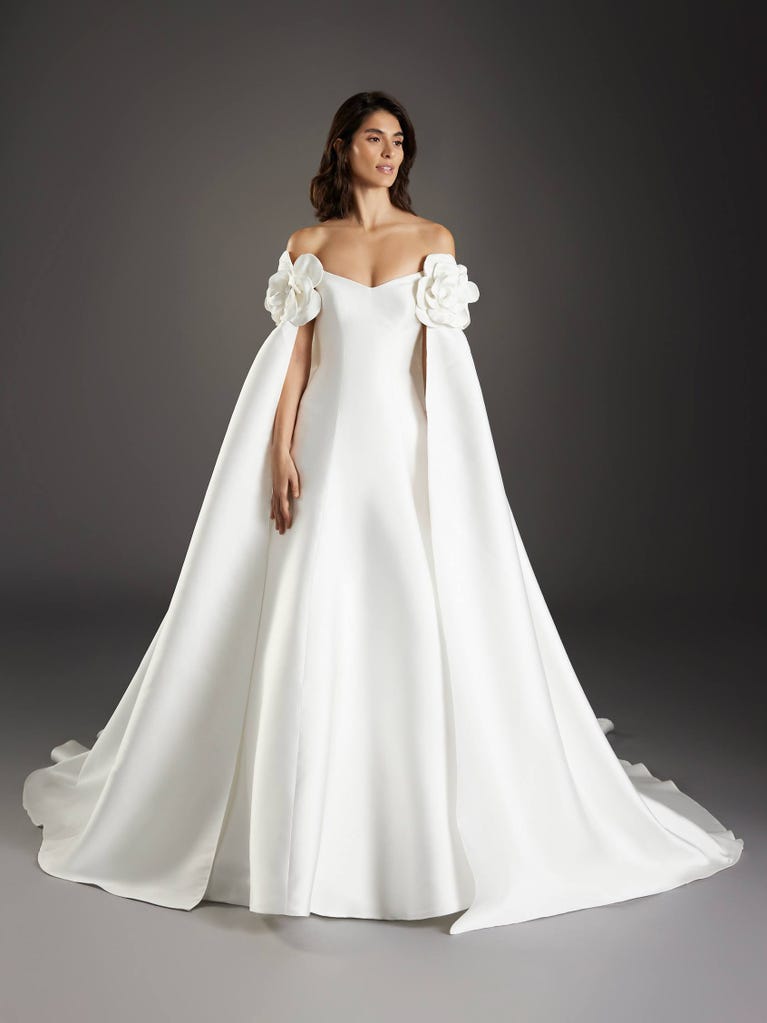 pronovias SAGRADA | Vestido de novia princesa con palabra de honor | Pronovias En oferta