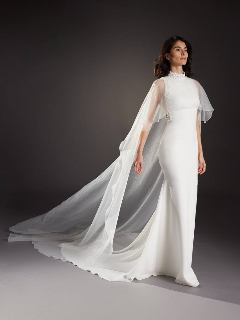 pronovias FONT | Vestido de novia sirena con cuello halter | Pronovias Ofertas especiales