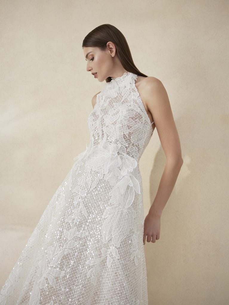 pronovias MARCH | Vestido de novia corte en a con cuello halter | Pronovias Outlet
