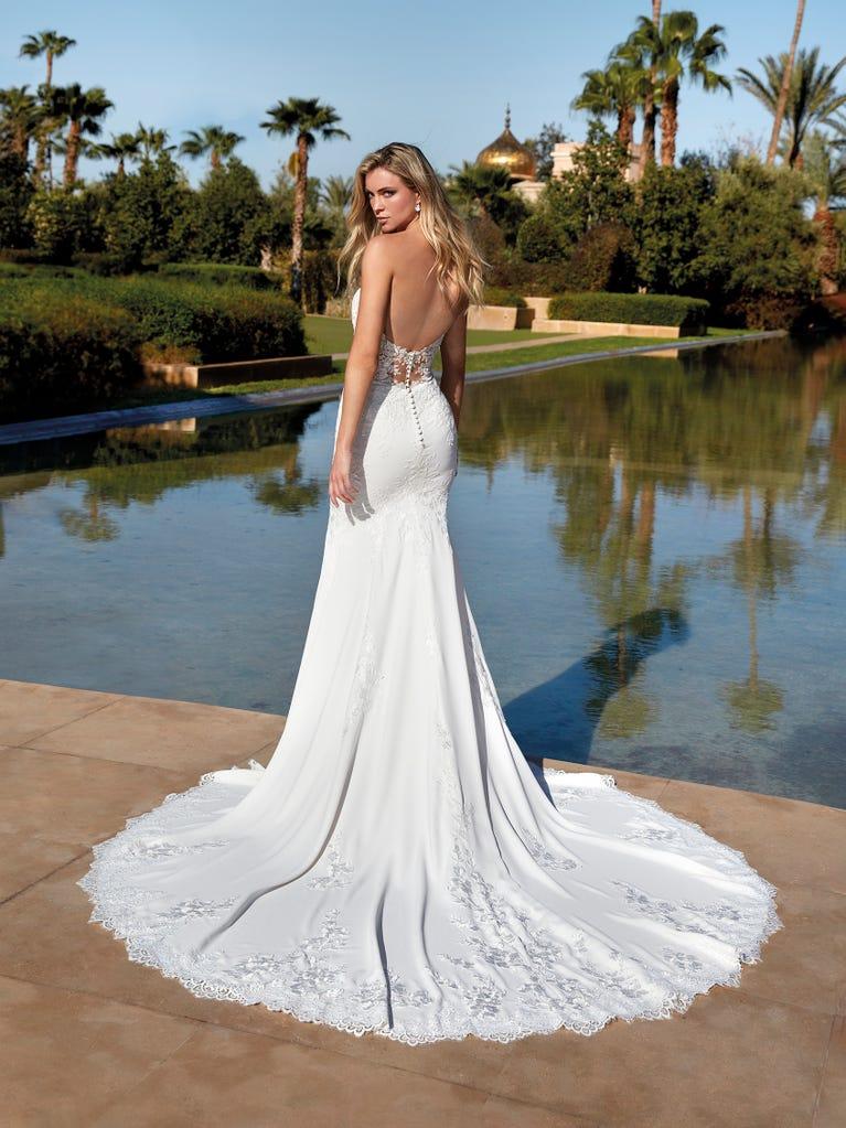 pronovias KODIAK | Vestido de novia sirena con escote de pico | Pronovias Rebajas top
