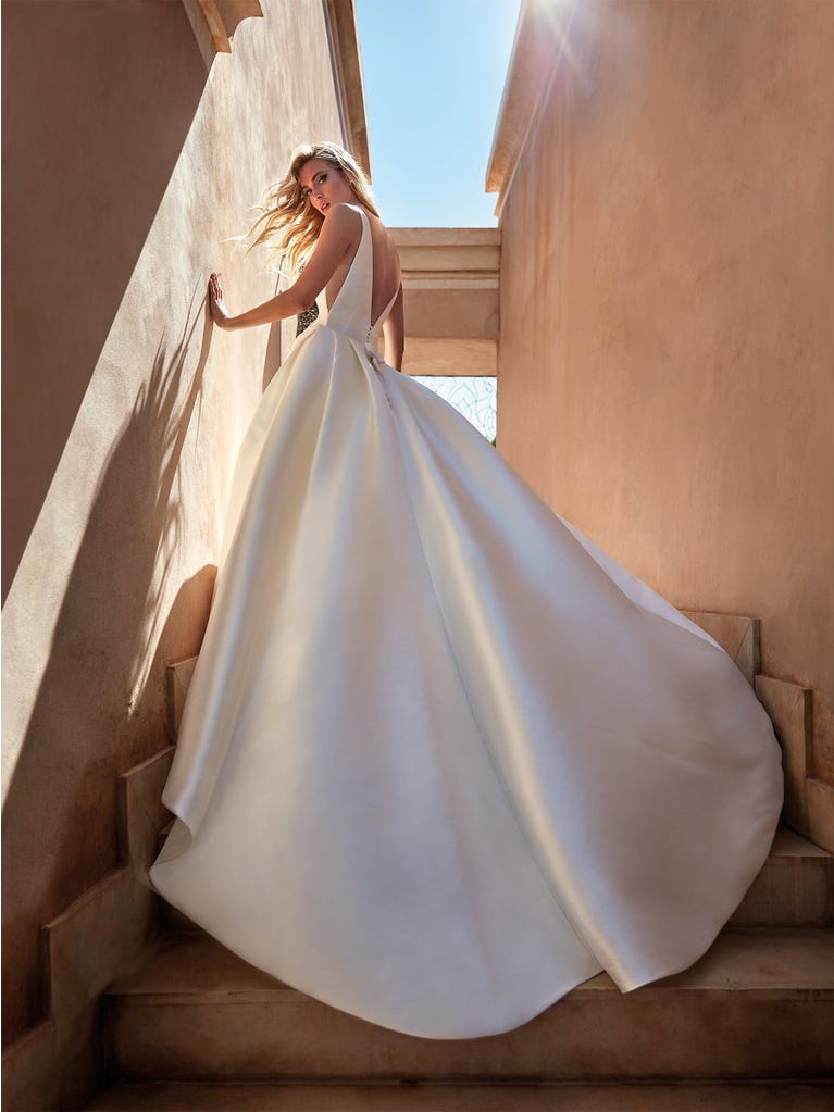 pronovias NEVADO | Vestido de novia corte en a con escote barco | Pronovias COMPRAR AHORA