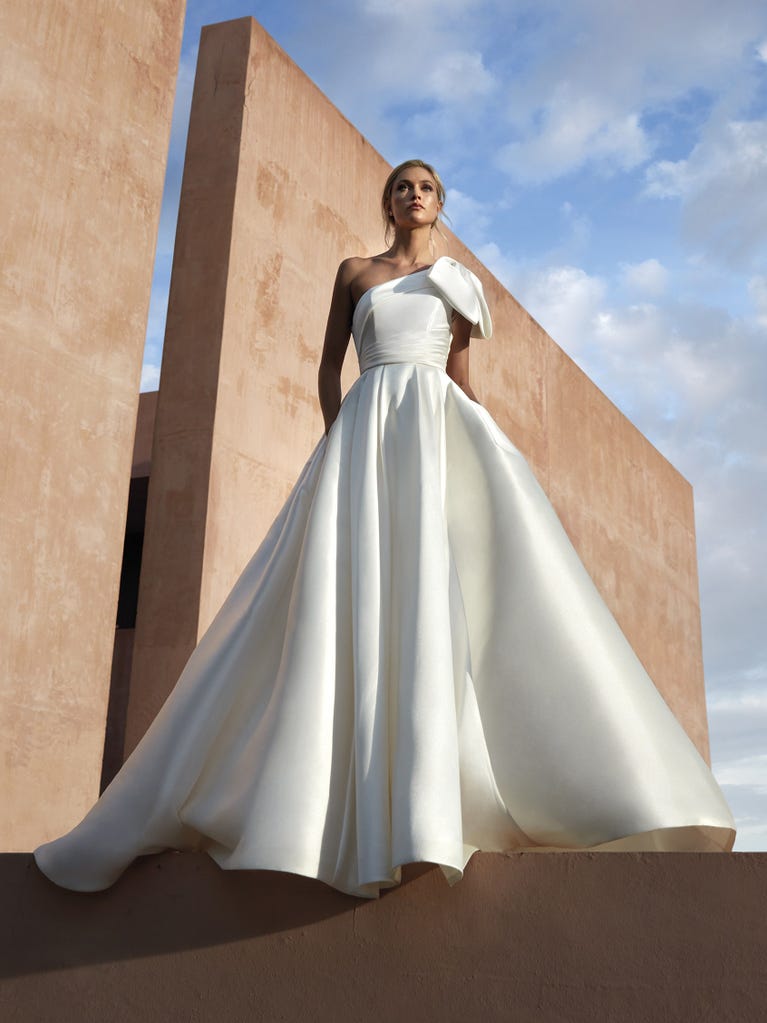 pronovias NICOSIA | Vestido de novia princesa | Pronovias