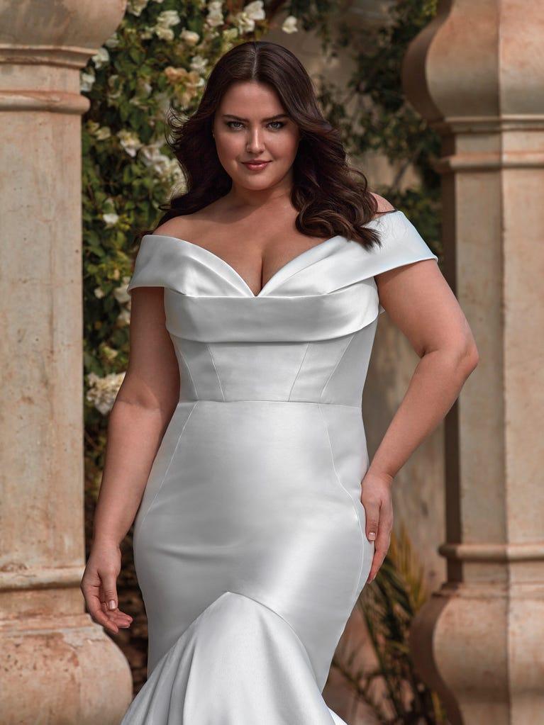 pronovias AVONIA | Vestido de novia sirena | Pronovias Promoción trimestral