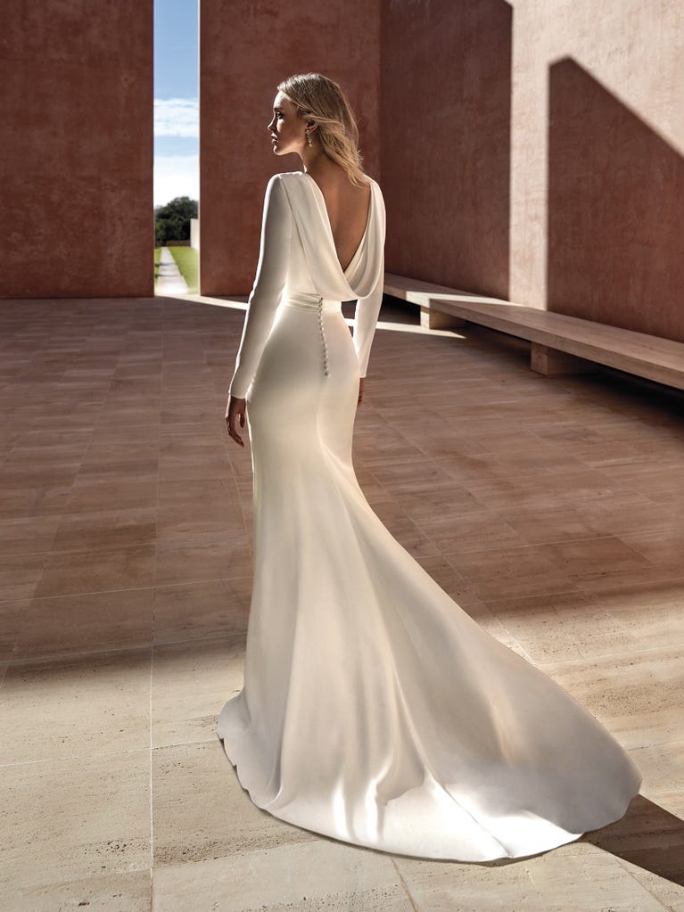 pronovias APPIA | Vestido de novia sirena con escote barco | Pronovias Superdescuento