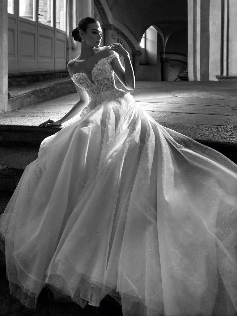 pronovias TURMALIN | Vestido de novia corte en a Precios de Black Friday
