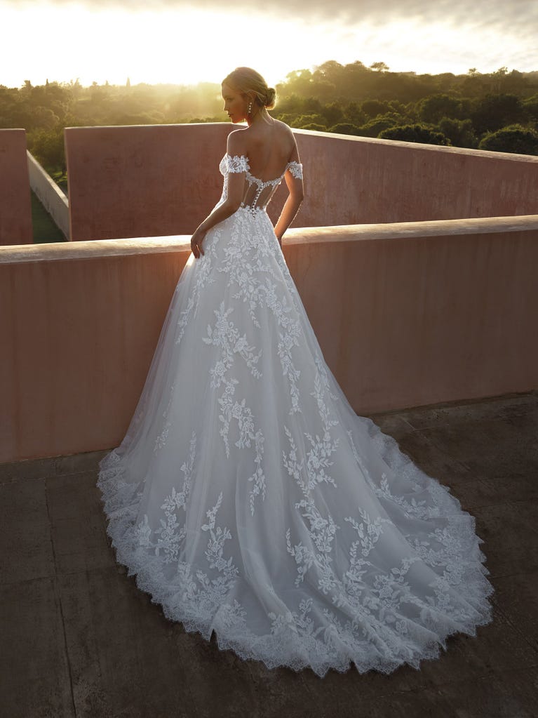 pronovias ELYSEES | Vestido de novia corte en a | Pronovias Rebajas de fin de temporada
