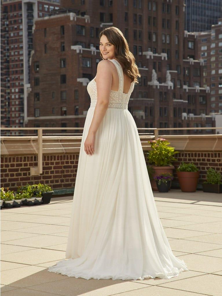 pronovias Vestido de novia evasee con escote de pico | Pronovias Gran oferta