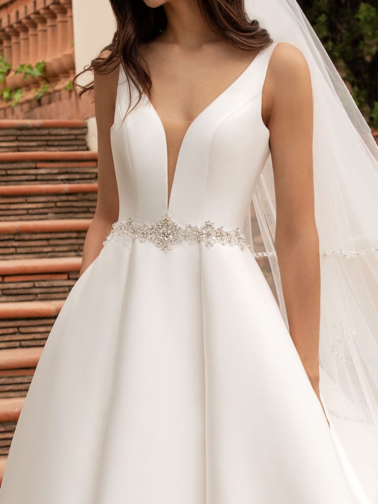 pronovias Vestido de novia sin mangas corte princesa en mikado | Pronovias Rebajas online