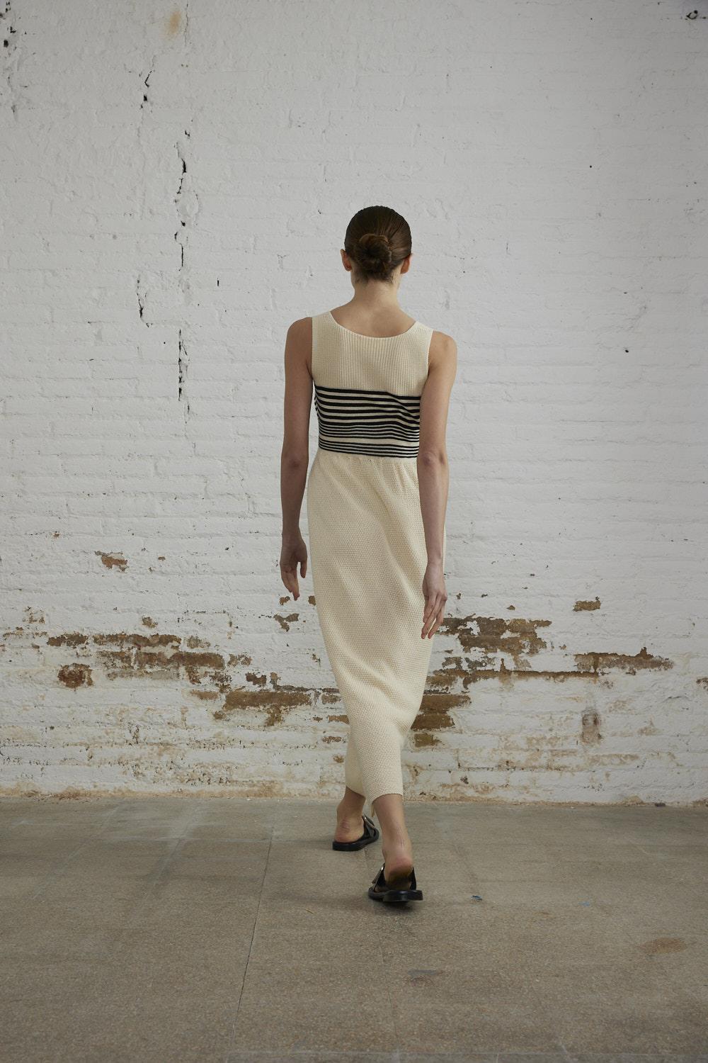 sita murt Vestido midi de punto Grandes ahorros